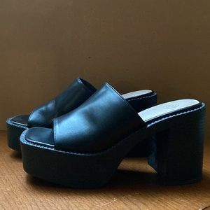 Urban Outfitters Block Heel Sandal